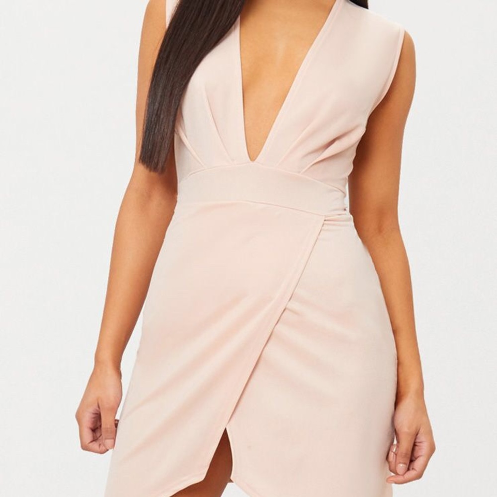 PrettyLittleThing Coral Bodycon Wrap Dress